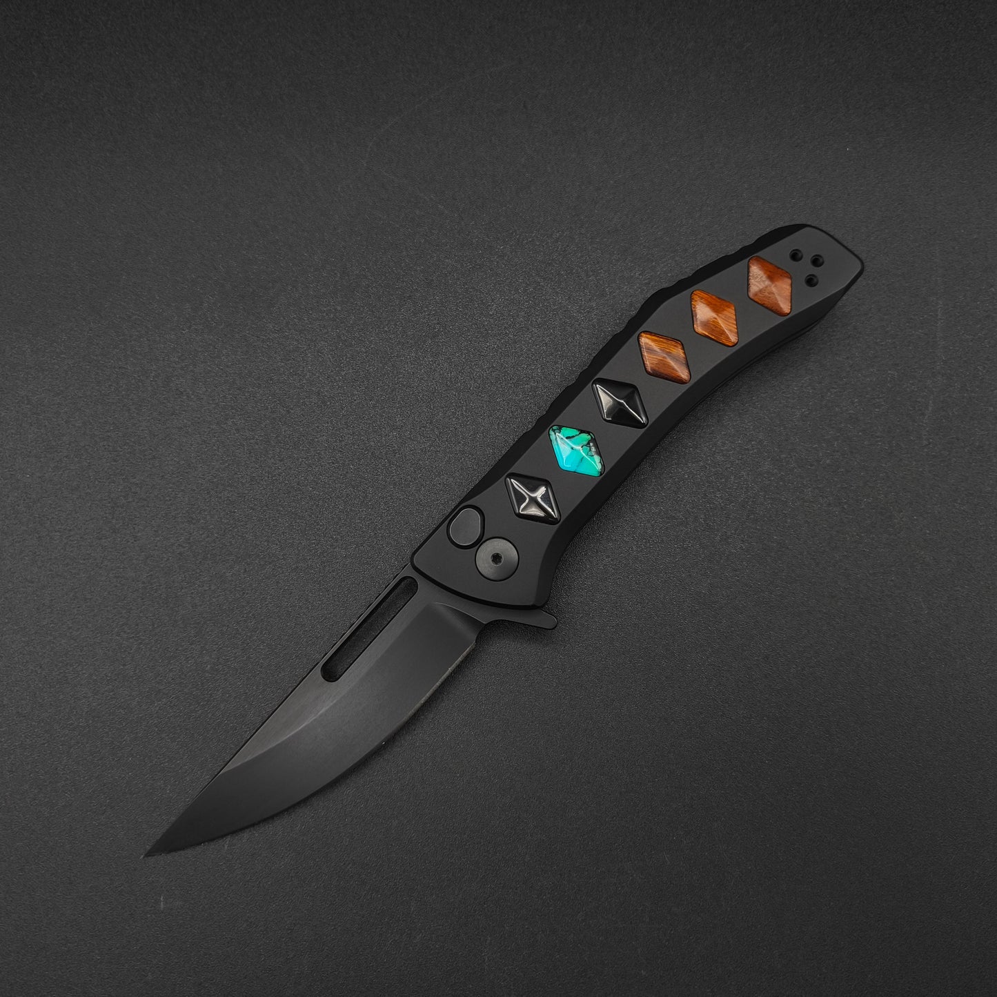 Half Face Blades Custom Kwaiken Folder Bison's Horn, Turquoise 2