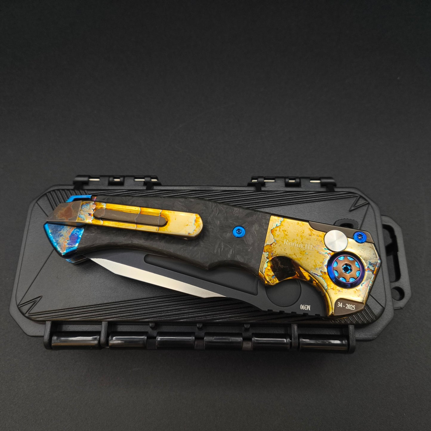 ADV Ronin Acid Rain, Carbon Fiber with Red Cross 4