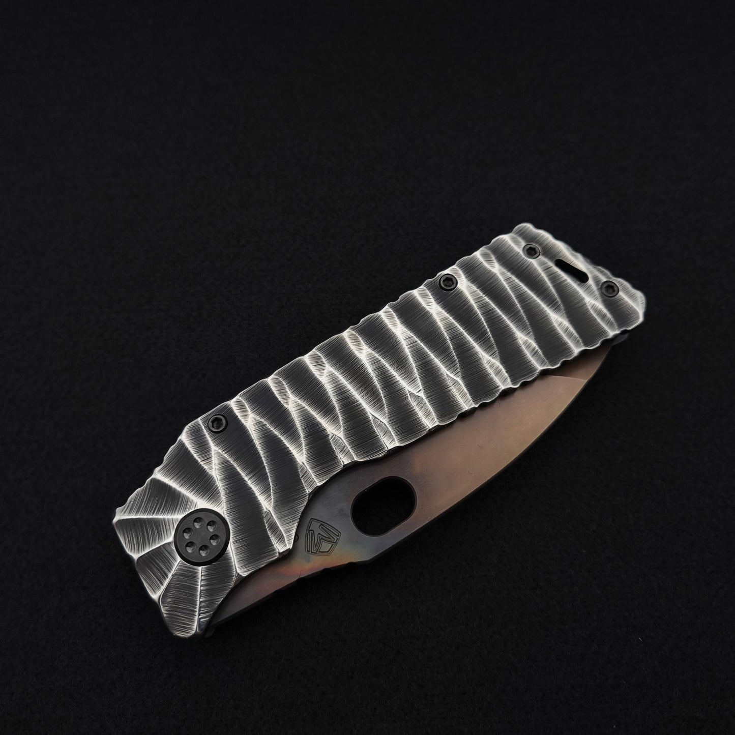 Medford Fat Daddy Vulcan, Black with Silver Predator