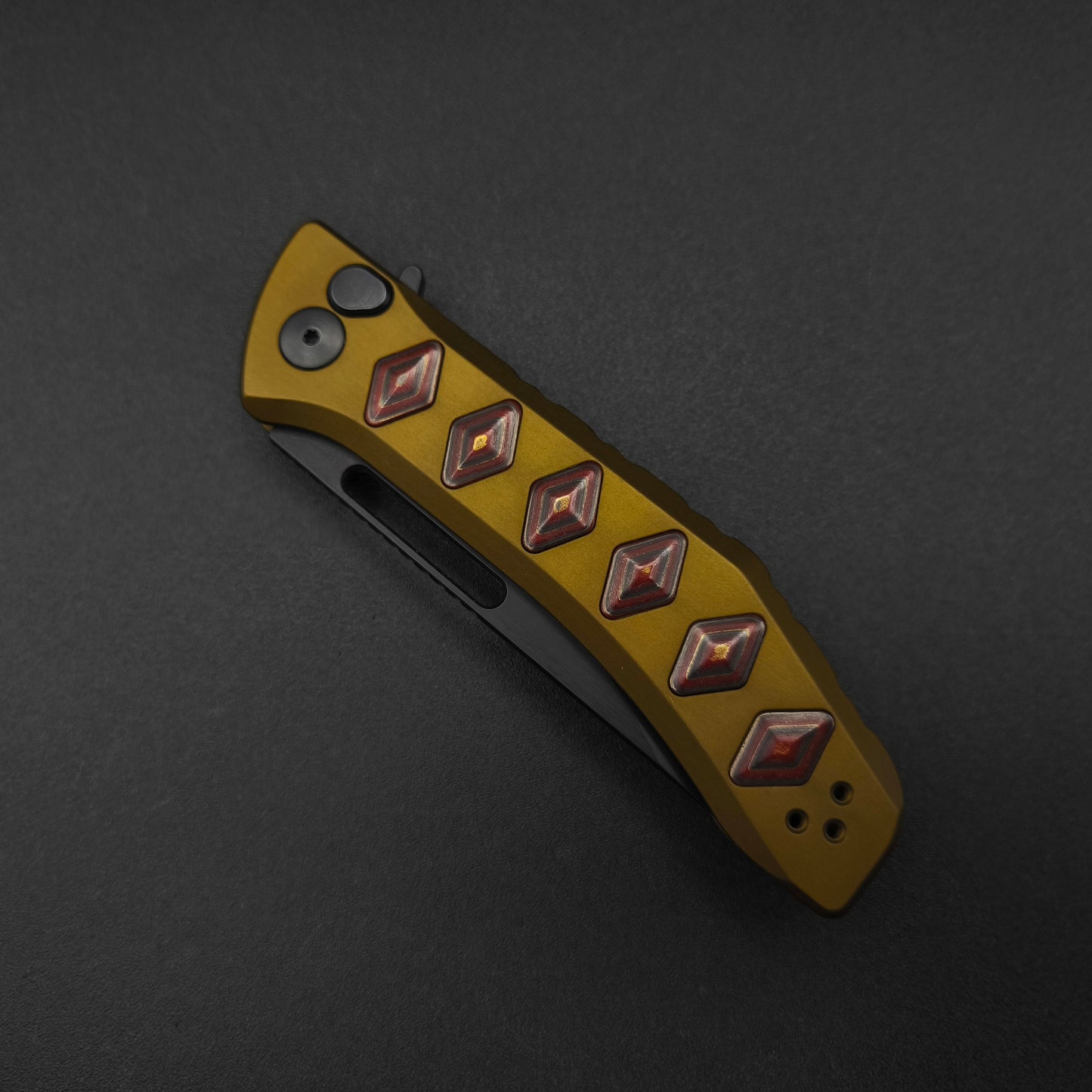 Half Face Blades Custom Kwaiken Folder Red Camo Quartz 4