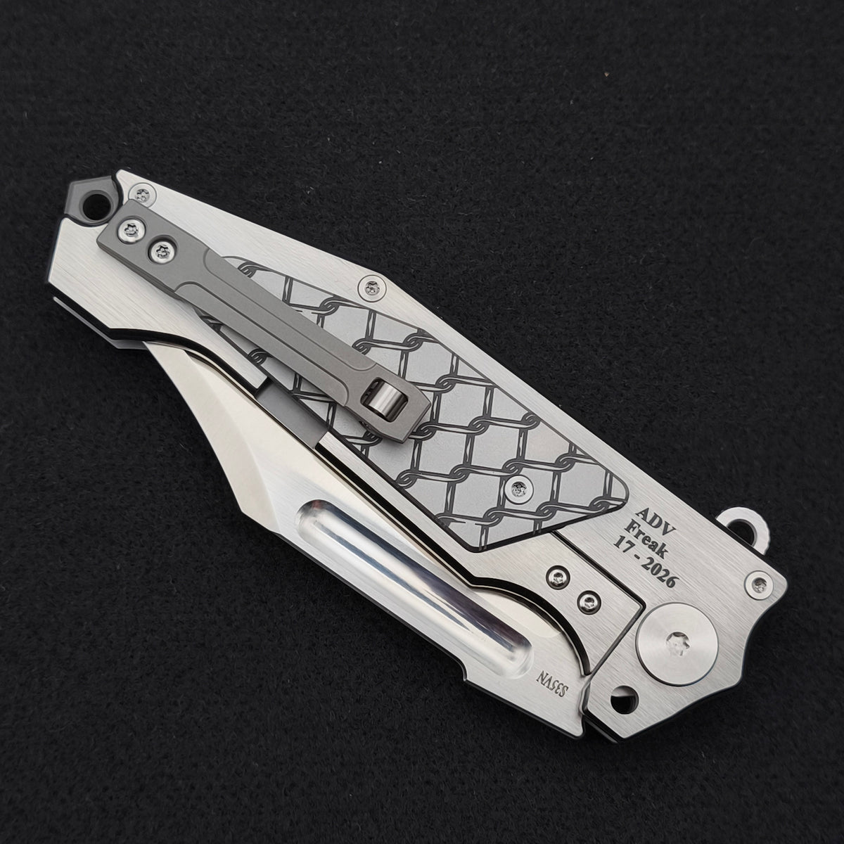 ADV Freak, Satin Titanium Border finish 4