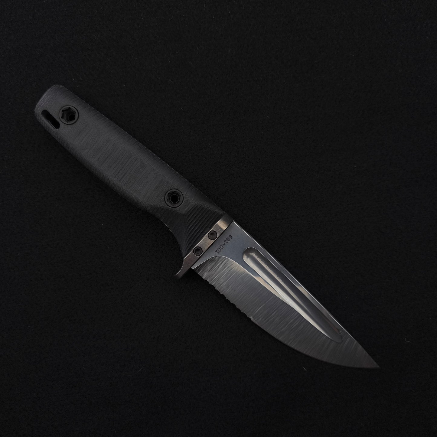 Medford The Deep Fixed Blade 20CV Black Serrated Tauchermesser 2