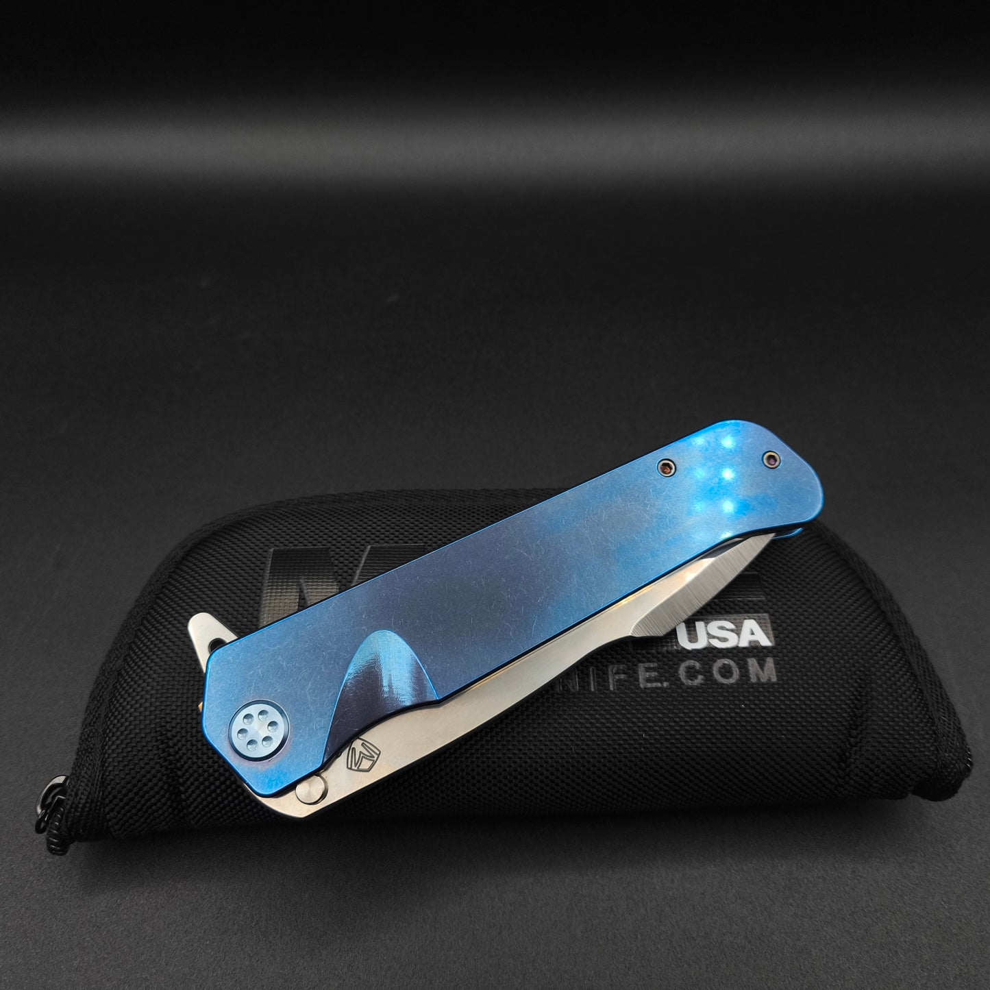 Medford Gigantes, Tumbled 3V, Blue anodized