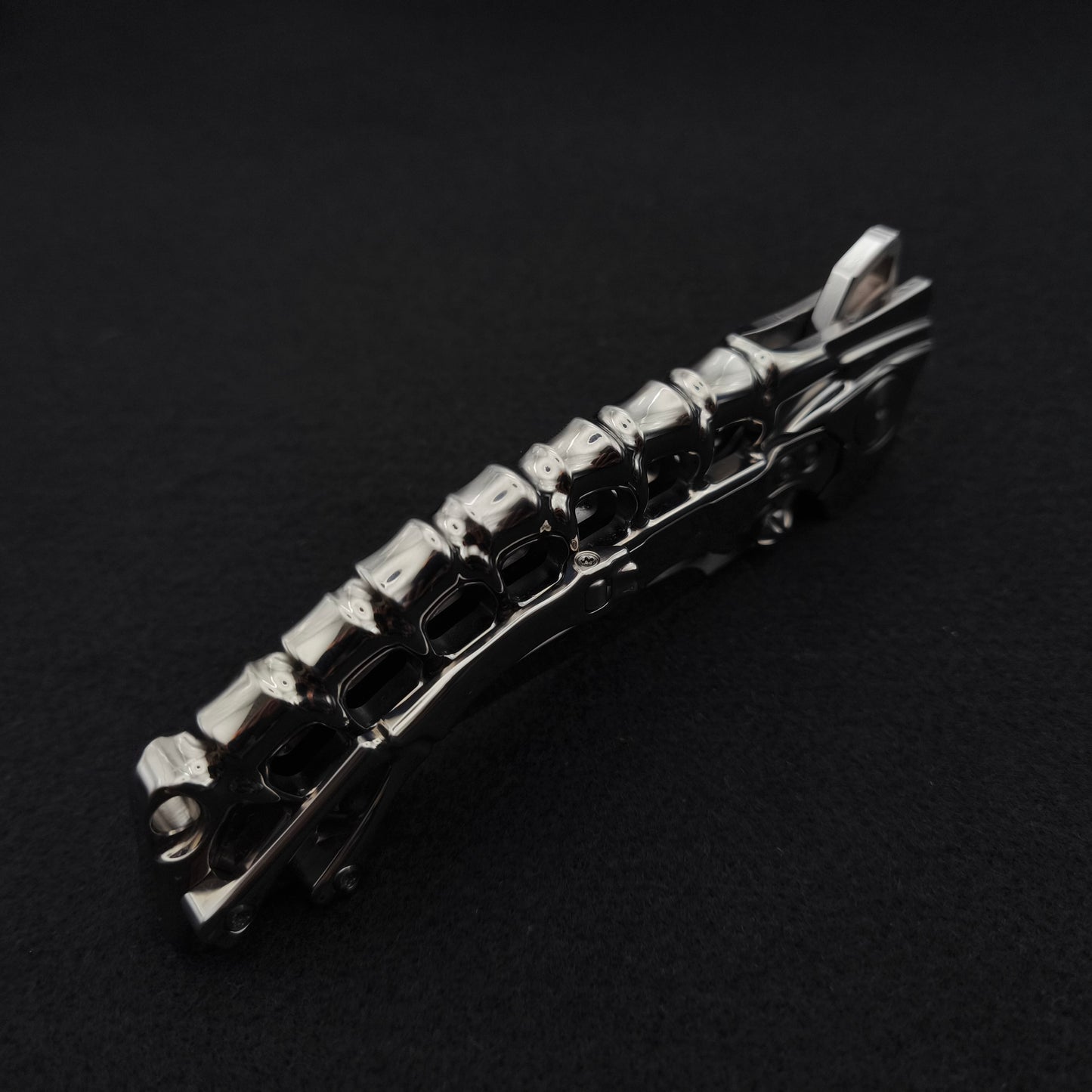 ADV Scavenger Gen 2, Integral Titanium Handle, Satin and Mirror finish, M390 4
