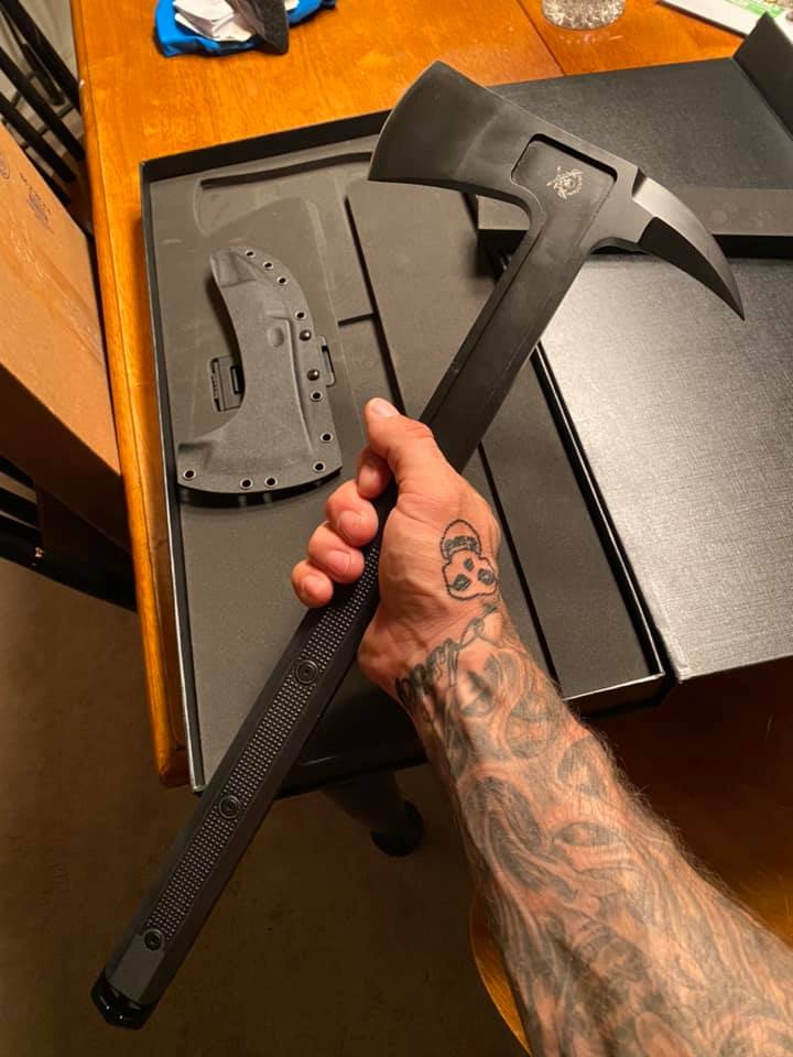 Skallywag Tactical Boarding Ax 2