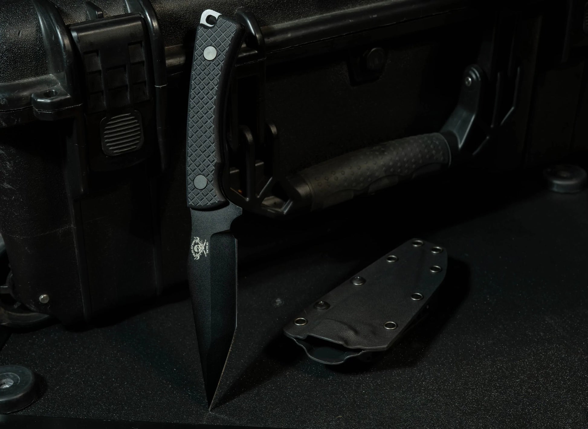 Skallywag Tactical Blackwater Fixed 4