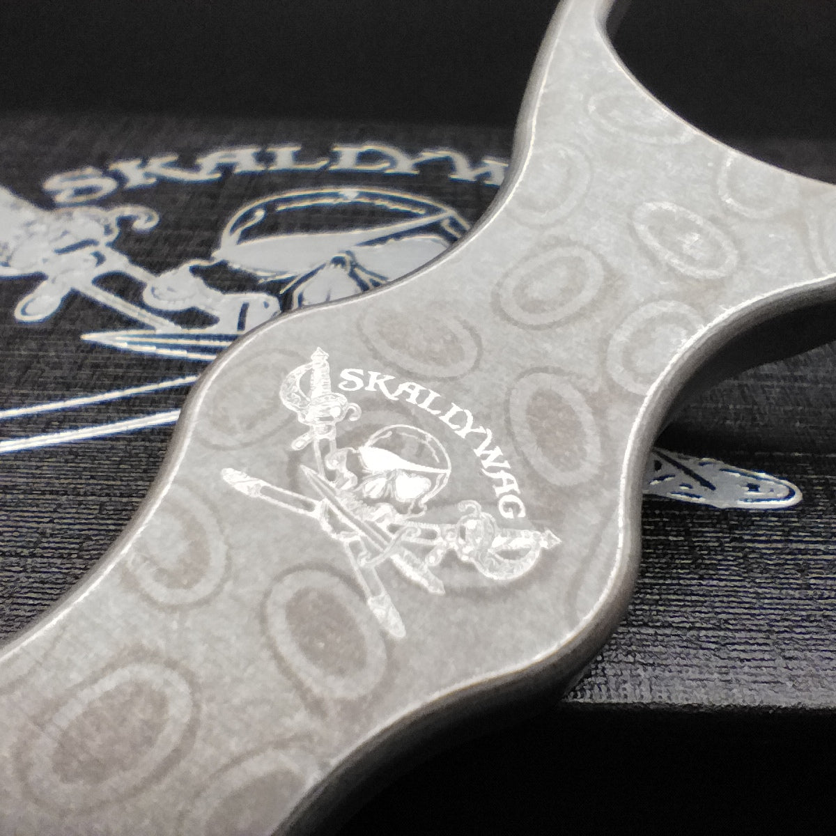 Skallywag Tactical Damascus Dagger 2
