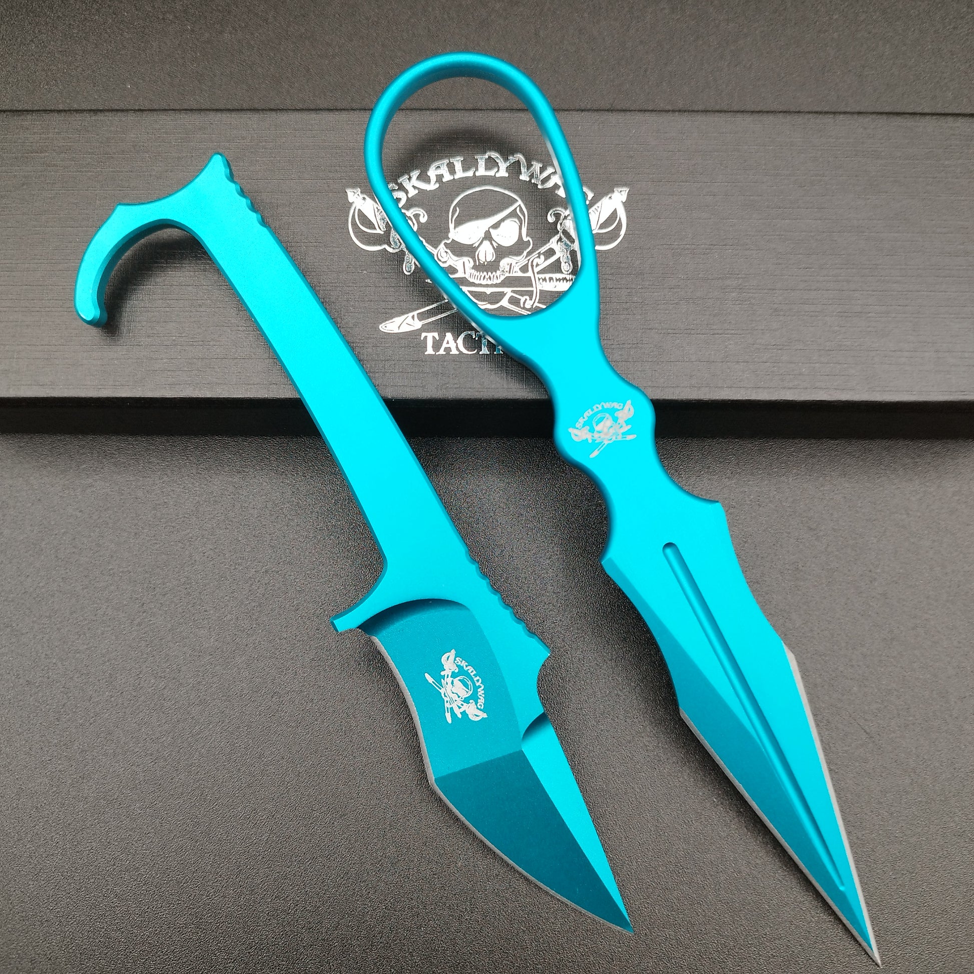 Skallywag Tactical Aluminum Dagger Blue 6