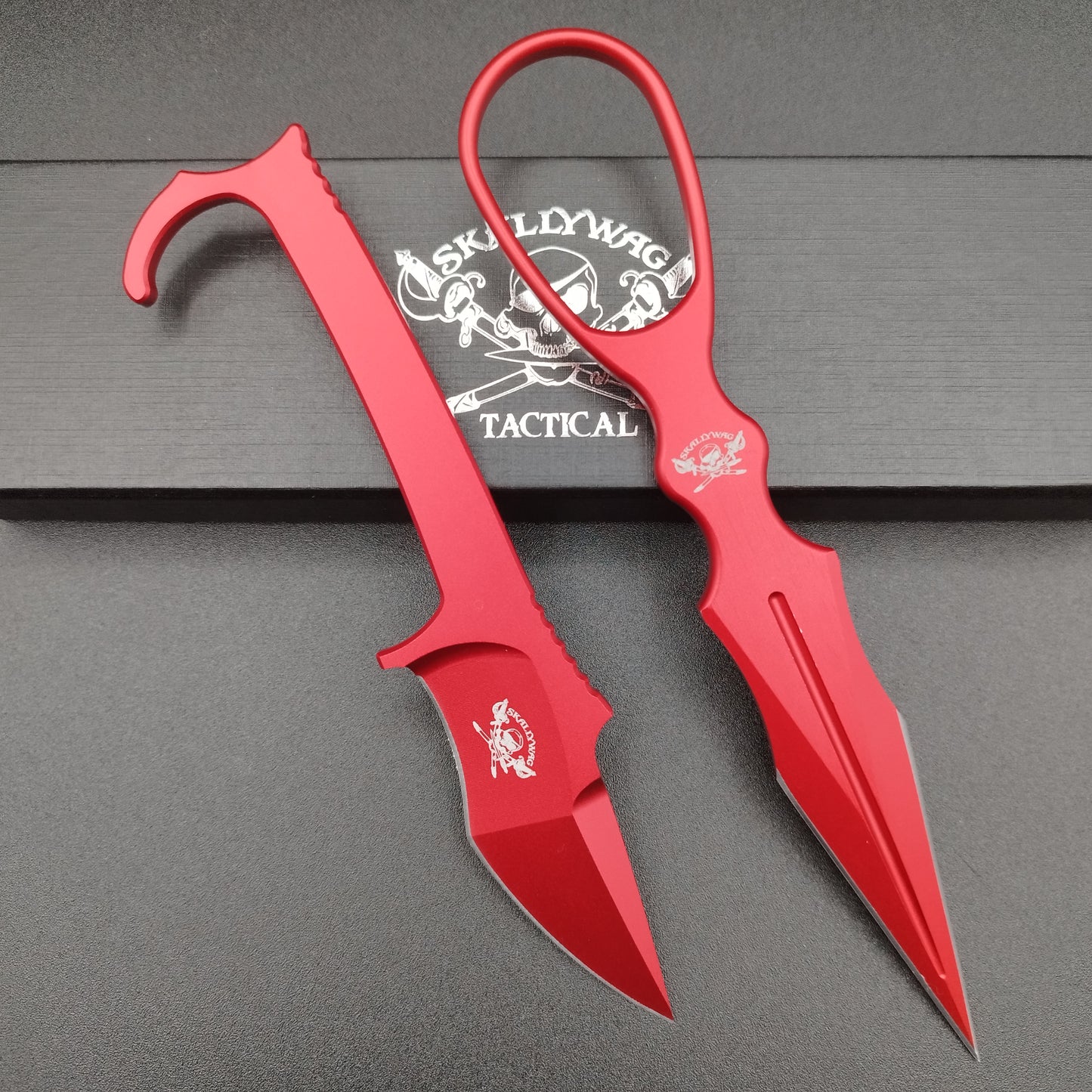 Skallywag Tactical Aluminum Dagger Red 6