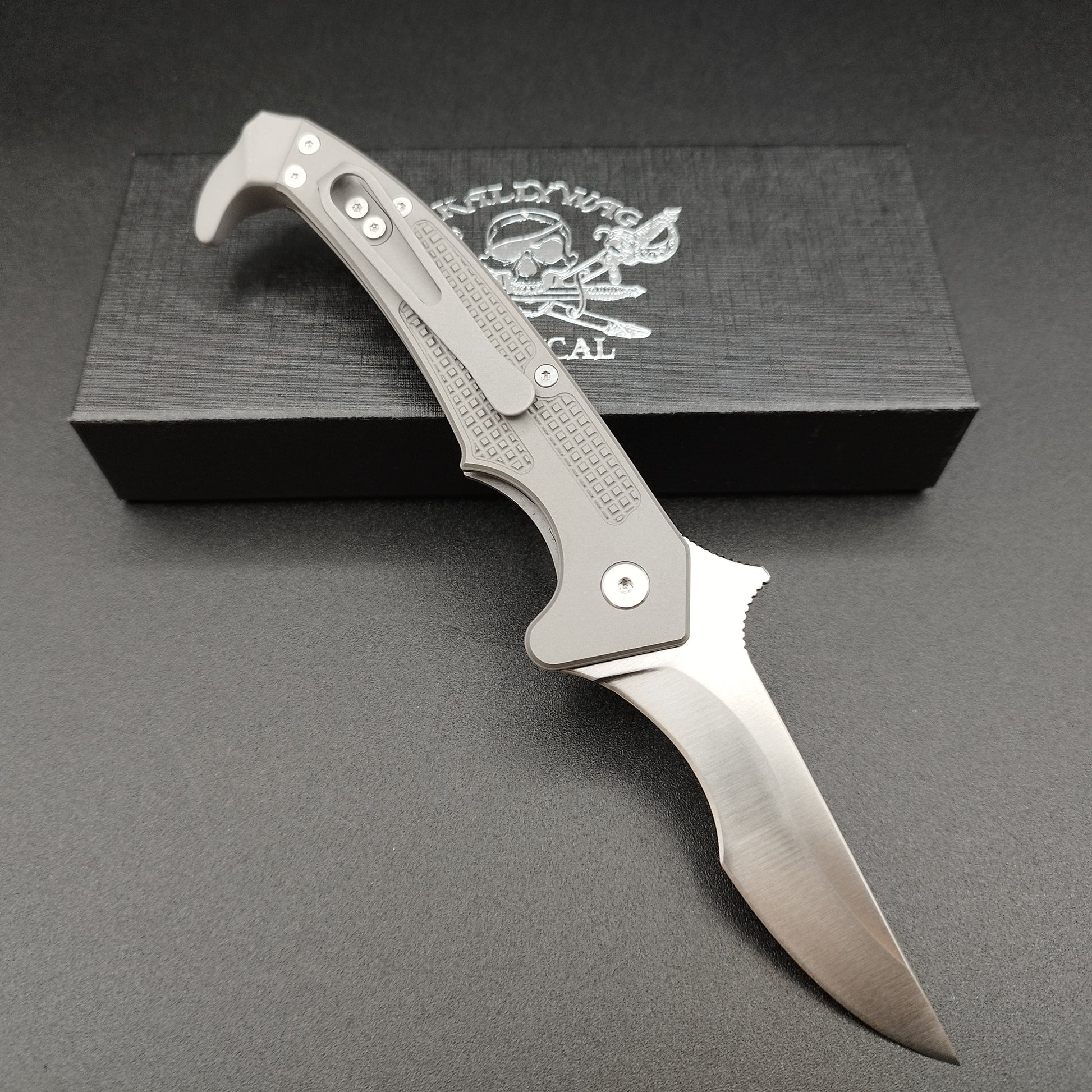 Skallywag Tactical MDV Folder Titanium 2